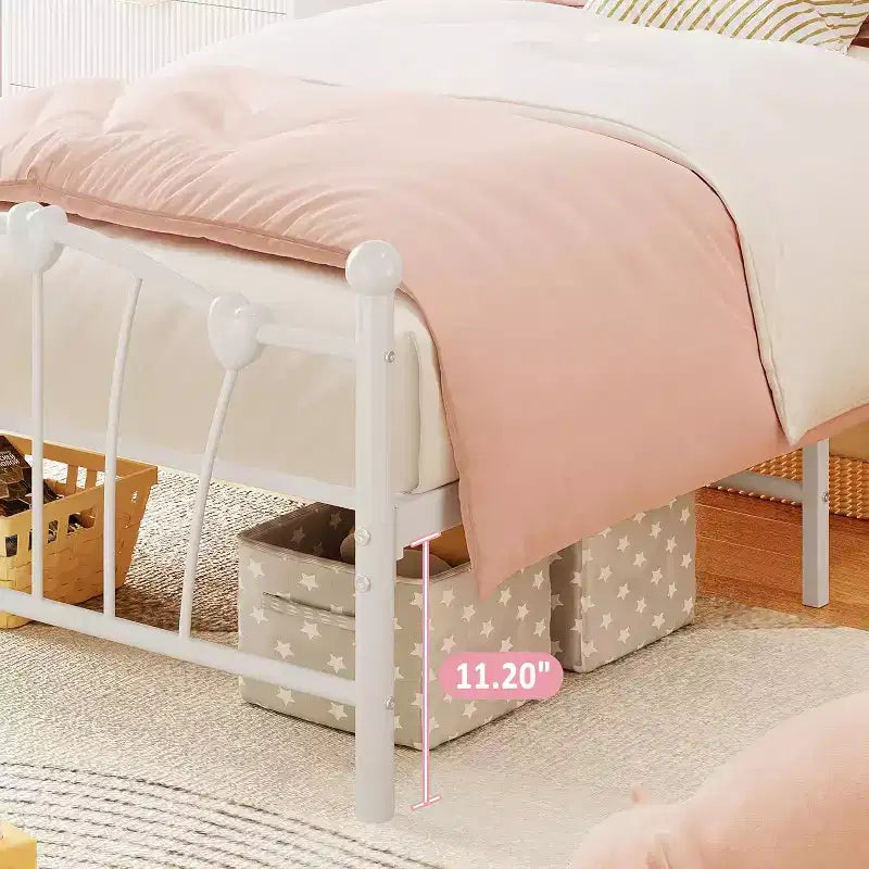 Cadre de lit en métal en forme de cœur double avec tête de lit, pied de lit, support à lattes robuste, rangement sous le lit, pas besoin de sommier tapissier, blanc