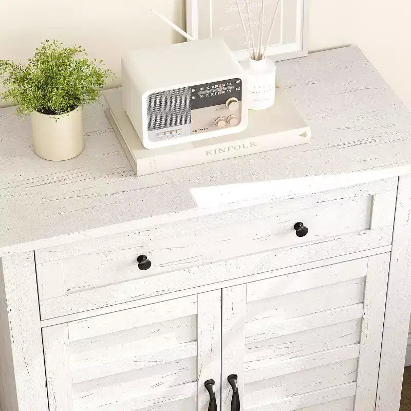 Meuble de rangement de 31,5 po avec tablettes réglables et portes à lattes